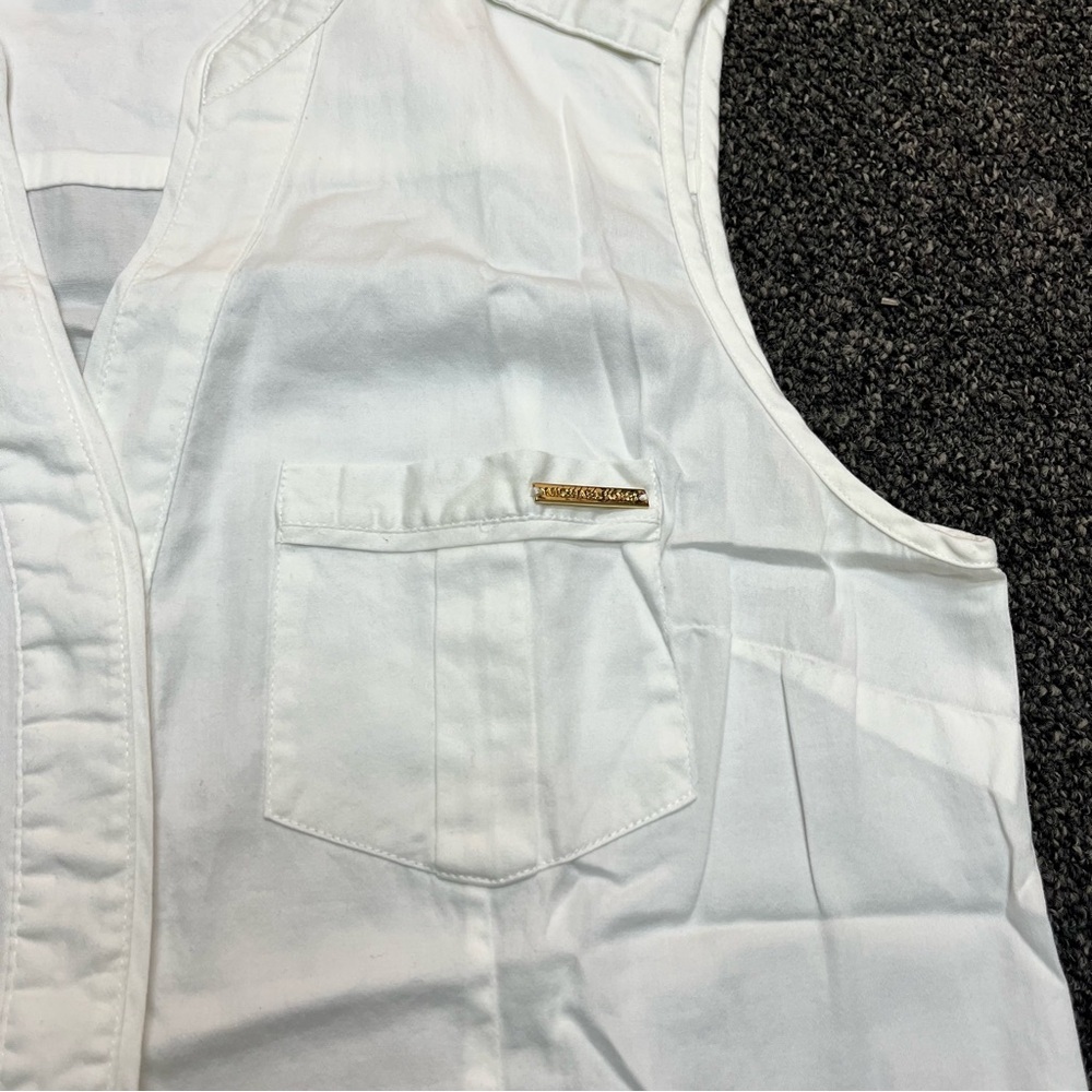 Michael Kors White Sleeveless Blouse - Picture 2 of 7